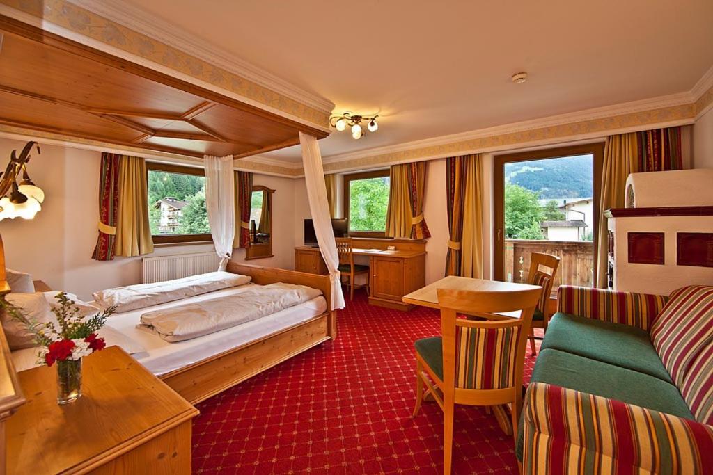 Landhotel Denggerhof Mayrhofen Bagian luar foto