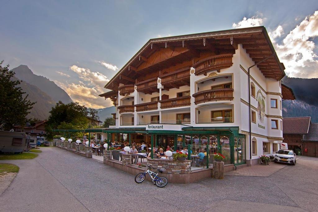 Landhotel Denggerhof Mayrhofen Bagian luar foto