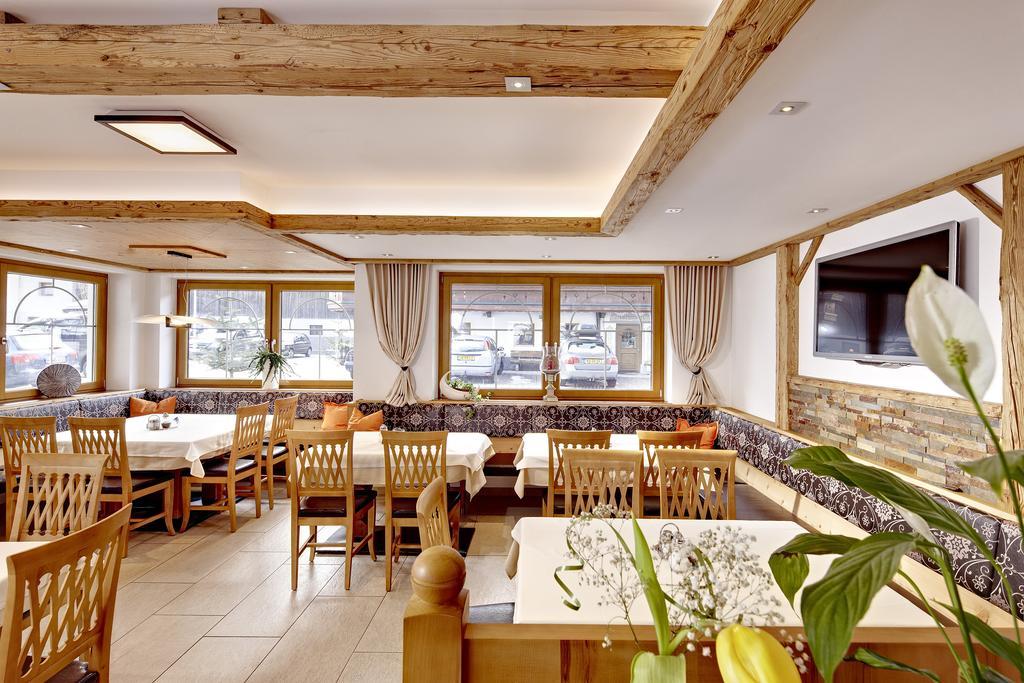 Landhotel Denggerhof Mayrhofen Bagian luar foto